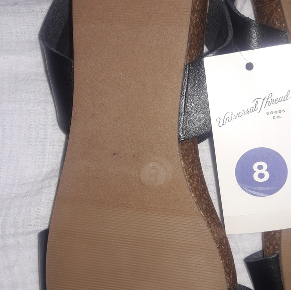 Brand new universal thread flat sandals - Picture 2 of 4
